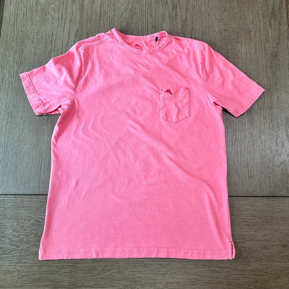 Tommy Bahama Men’s 100% Cotton Crew Neck Short Sleeve T-Shirt Size M Coral Peach